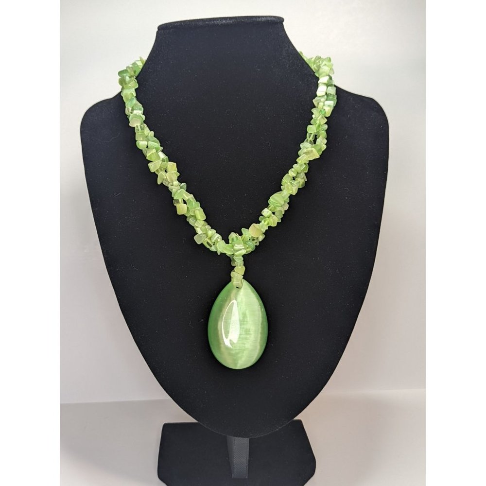 Stunning Green Cats Eye Teardrop Statement Piece Necklace Chunky Eye-grabbing